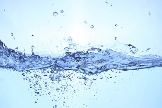 水の種類は軟水と硬水に分けられる