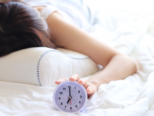 睡眠不足によって身体には何がおこるのか