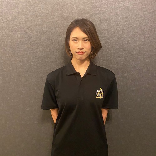中村 仁美